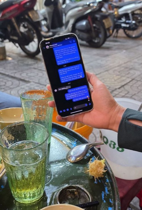 Case khách chat khi đi nhậu
